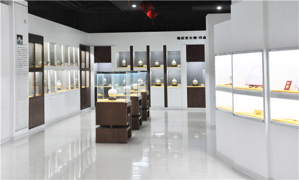 定瓷销售展厅 (1).jpg