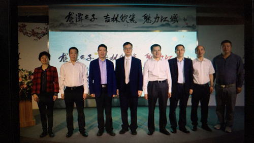 合影留恋.jpg