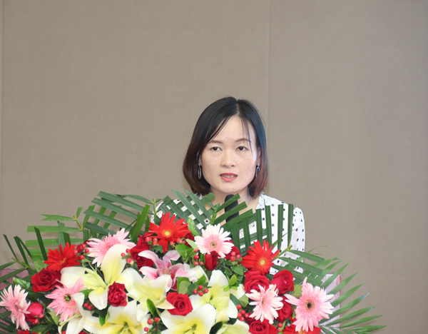 10、邓荔丽_副本.jpg